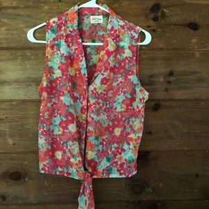 Sleeveless Floral Top